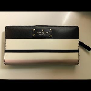 Kate Spade ♠️ Wallet